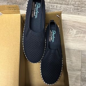 Skechers active air cooled memory foam “Sepulveda Blvd” size 8.5